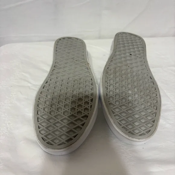 Vans White Slip-On Loafers unisex. - Picture 6 of 8